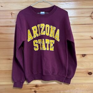 Gildan Maroon Heavy Blend Sweatshirt Small
